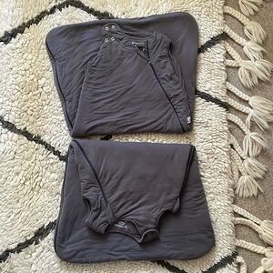 Pair of Gunamuna sleep sacks 3-9mo, 9-18mo